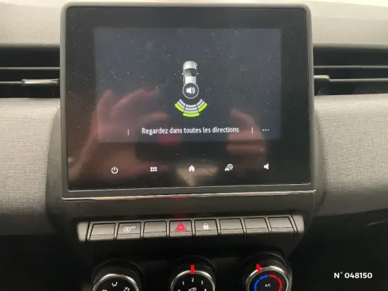 RENAULT CLIO V - voiture d'occasion - Photo 14