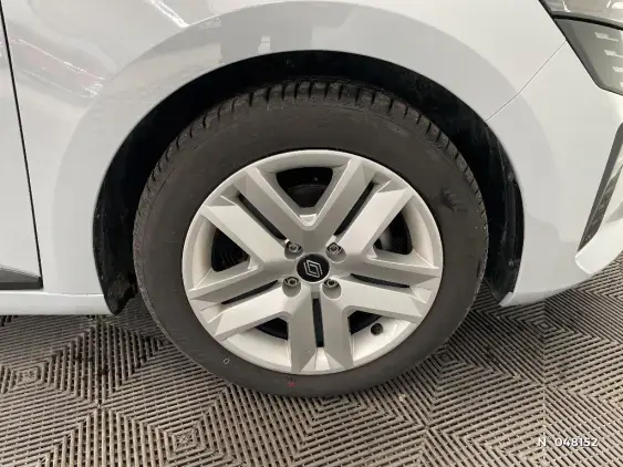 RENAULT CLIO V - voiture d'occasion - Photo 8