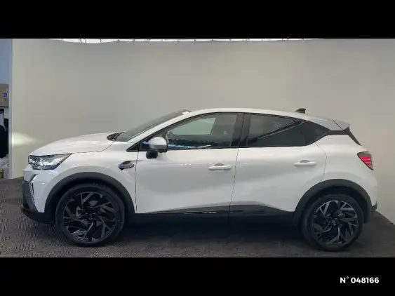 RENAULT CAPTUR II - voiture d'occasion - Photo 2