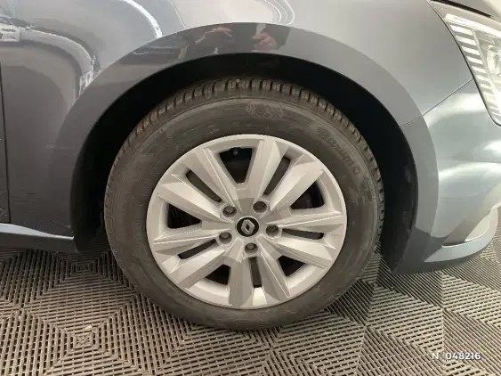 RENAULT MEGANE IV - voiture d'occasion - Photo 8