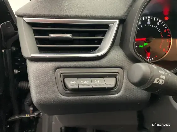 RENAULT CLIO V - voiture d'occasion - Photo 15