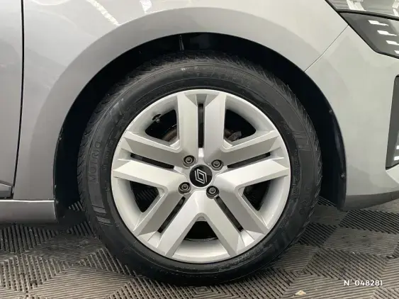 RENAULT CLIO V - voiture d'occasion - Photo 8