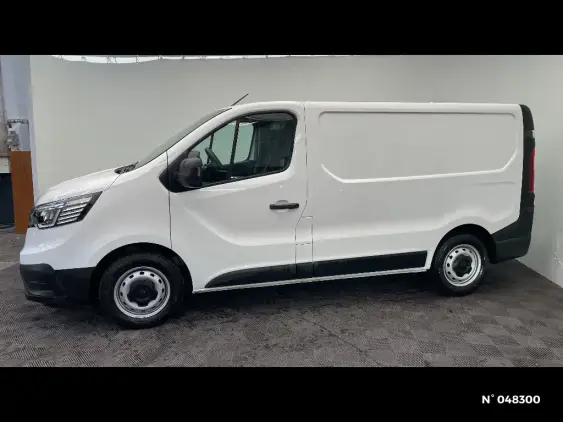 RENAULT TRAFIC FG III - voiture d'occasion - Photo 2