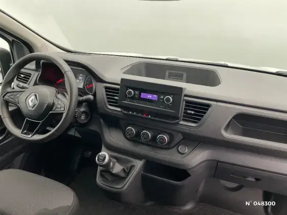 RENAULT TRAFIC FG III - voiture d'occasion - Photo 9