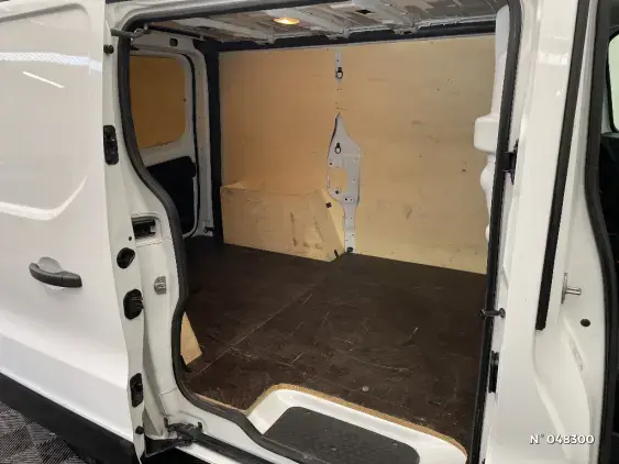 RENAULT TRAFIC FG III - voiture d'occasion - Photo 11