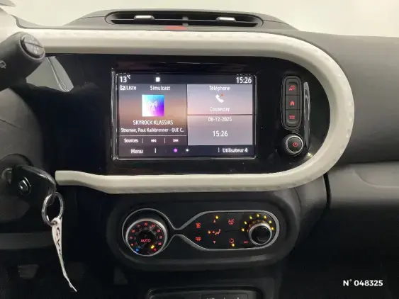 RENAULT TWINGO III - voiture d'occasion - Photo 13