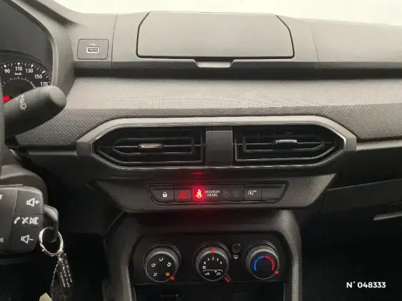 DACIA SANDERO III - voiture d'occasion - Photo 13