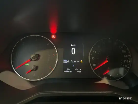 RENAULT CLIO V - voiture d'occasion - Photo 12