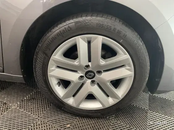 RENAULT CLIO V - voiture d'occasion - Photo 8