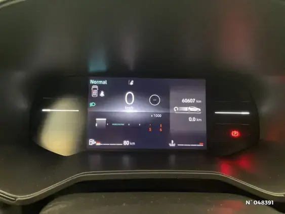 RENAULT CLIO V - voiture d'occasion - Photo 12