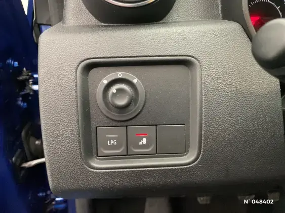 DACIA DUSTER II - voiture d'occasion - Photo 15