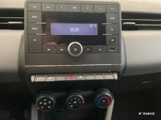 RENAULT CLIO V - voiture d'occasion - Photo 13