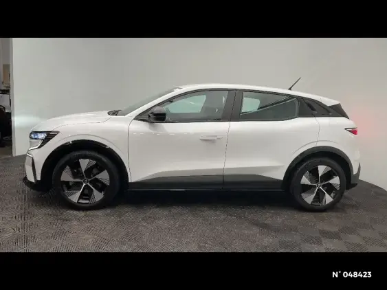 RENAULT MEGANE V - voiture d'occasion - Photo 2