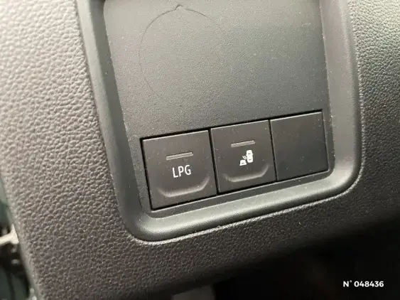 DACIA DUSTER II - voiture d'occasion - Photo 15