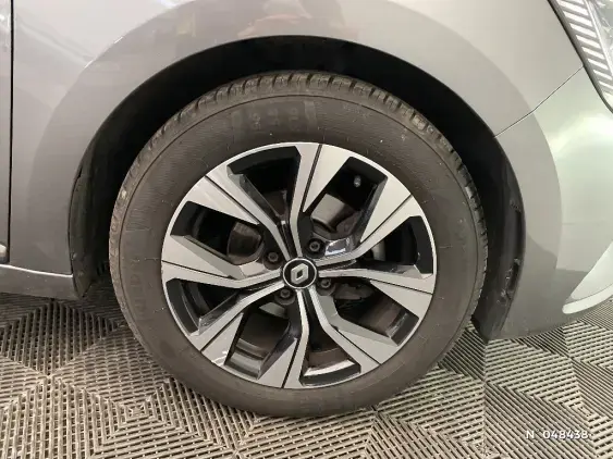 RENAULT CLIO V - voiture d'occasion - Photo 8