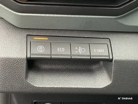 DACIA DUSTER III - voiture d'occasion - Photo 15