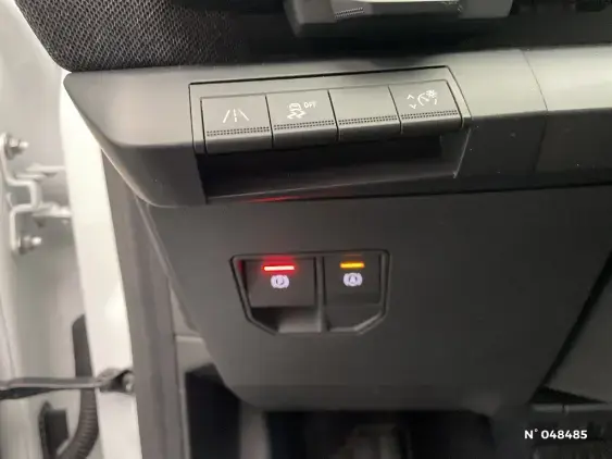 RENAULT MEGANE V - voiture d'occasion - Photo 15