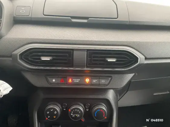 DACIA SANDERO III - voiture d'occasion - Photo 13
