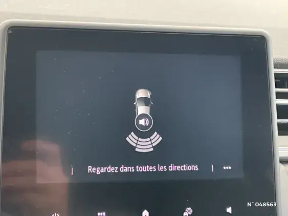 RENAULT CAPTUR II - voiture d'occasion - Photo 14