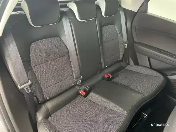 RENAULT CAPTUR II - voiture d'occasion - Photo 11