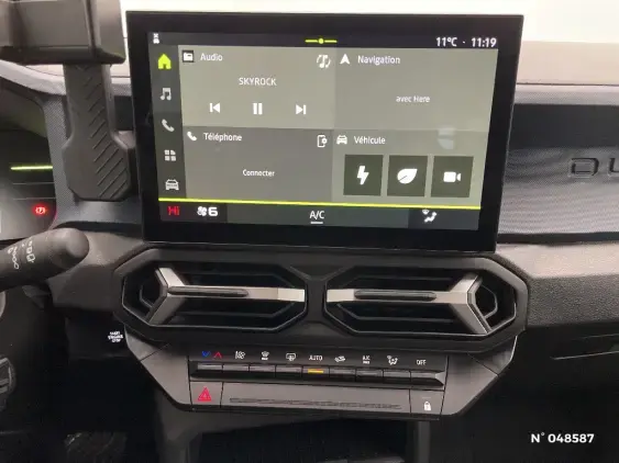 DACIA DUSTER III - voiture d'occasion - Photo 13