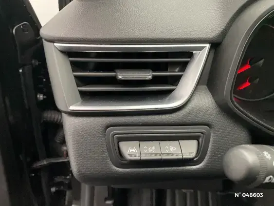 RENAULT CLIO V - voiture d'occasion - Photo 15