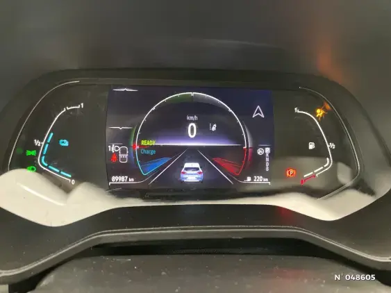 RENAULT CLIO V - voiture d'occasion - Photo 12