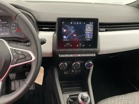 RENAULT CLIO V - voiture d'occasion - Photo 13