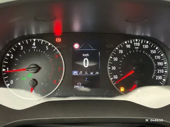 RENAULT CAPTUR II - voiture d'occasion - Photo 12