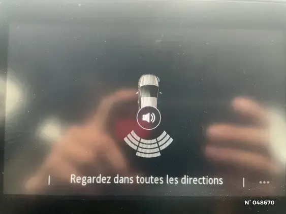 RENAULT CLIO V - voiture d'occasion - Photo 14