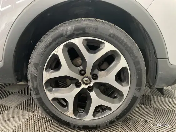 RENAULT CAPTUR - voiture d'occasion - Photo 8