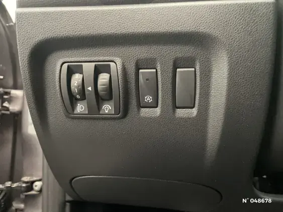 RENAULT CAPTUR - voiture d'occasion - Photo 15