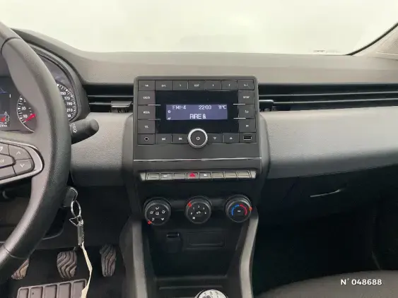 RENAULT CLIO V - voiture d'occasion - Photo 13