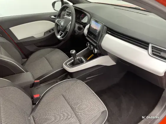 RENAULT CLIO V - voiture d'occasion - Photo 10