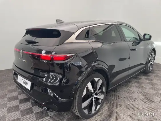 RENAULT MEGANE V - voiture d'occasion - Photo 4