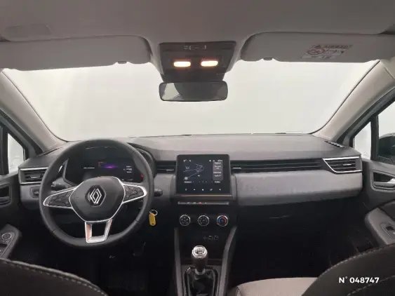 RENAULT CLIO V - voiture d'occasion - Photo 9