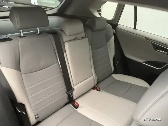 TOYOTA RAV4 V - voiture d'occasion - Photo 11