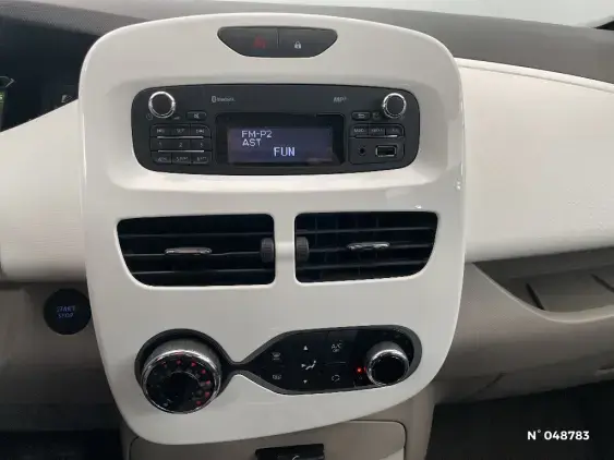 RENAULT ZOE - voiture d'occasion - Photo 13