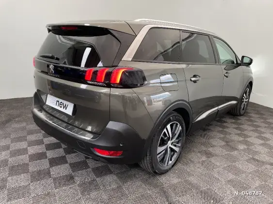 PEUGEOT 5008 II - voiture d'occasion - Photo 4