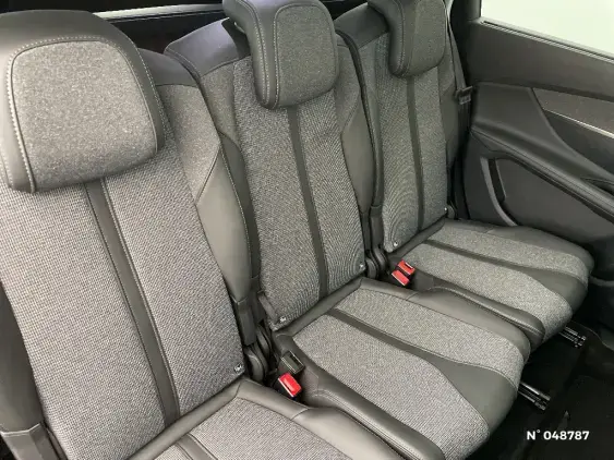PEUGEOT 5008 II - voiture d'occasion - Photo 11
