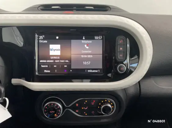 RENAULT TWINGO ELECTRIQUE III - voiture d'occasion - Photo 13