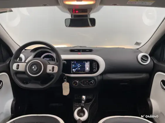 RENAULT TWINGO ELECTRIQUE III - voiture d'occasion - Photo 9