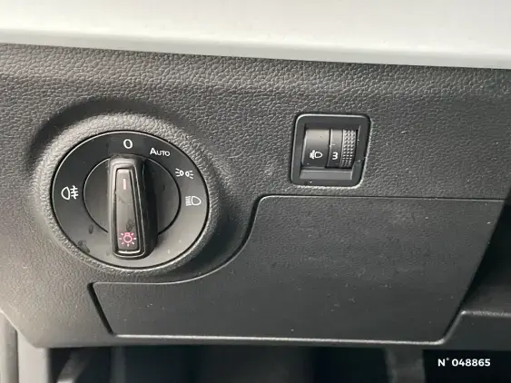 SEAT ARONA - voiture d'occasion - Photo 15