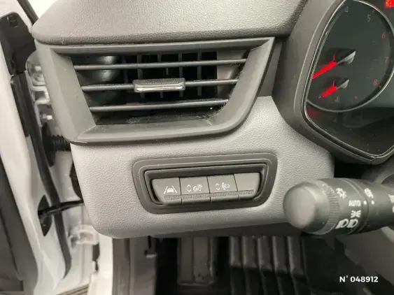 RENAULT CLIO V - voiture d'occasion - Photo 15
