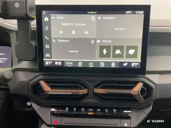 DACIA BIGSTER - voiture d'occasion - Photo 13