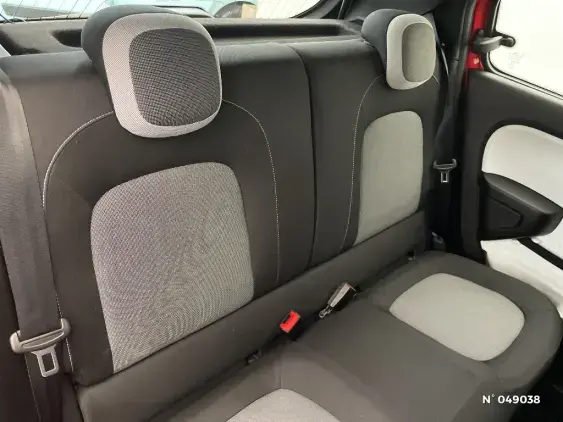 RENAULT TWINGO III - voiture d'occasion - Photo 11