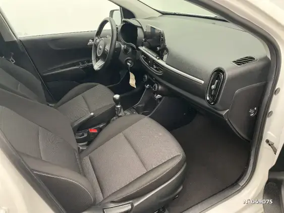 KIA PICANTO III - voiture d'occasion - Photo 10