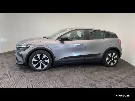 RENAULT MEGANE V - voiture d'occasion - Photo 2