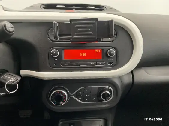 RENAULT TWINGO ELECTRIQUE III - voiture d'occasion - Photo 13