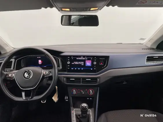 VOLKSWAGEN POLO VI - voiture d'occasion - Photo 9